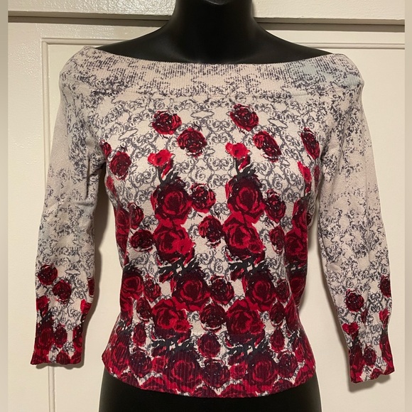 Forever 21 Roses Cropped Sweater! 🌹 - Picture 1 of 8